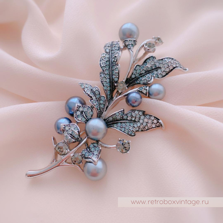 CAROLEE Брошь «Серебристая веточка» CAROLEE Брошь «Серебристая веточка»