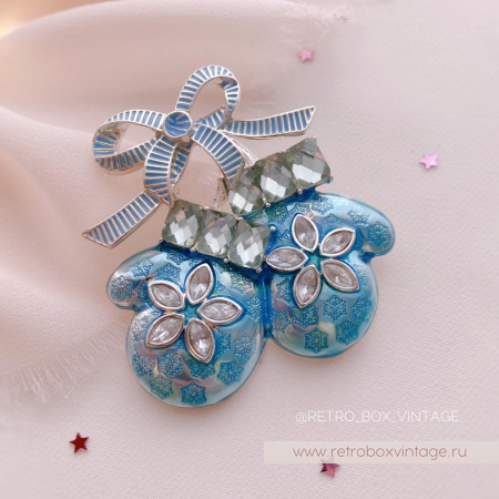 NAPIER Брошь «Голубые рукавички»