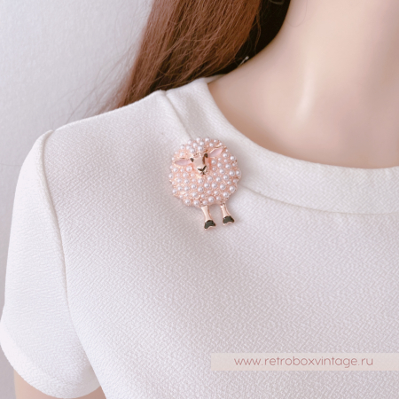 NAPIER Брошь "Жемчужная овечка"