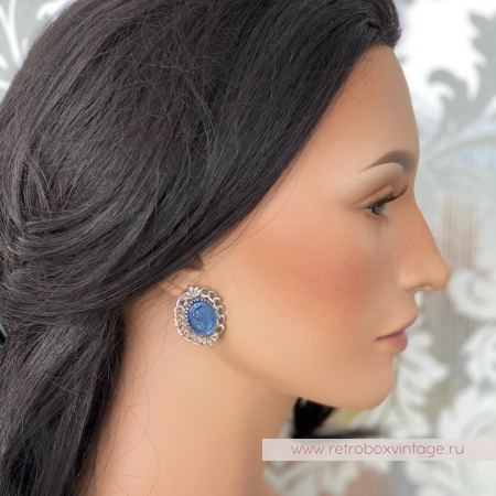 WHITING AND DAVIS Комплект «Голубые камеи» ожерелье и клипсы