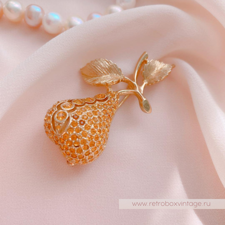 NAPIER Брошь «Золотистая груша»