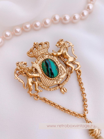 1928 JEWELRY  Брошь «Герб со львами»
