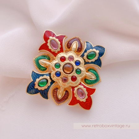 JOAN RIVERS Брошь «Шахерезада: мальтийский крест»