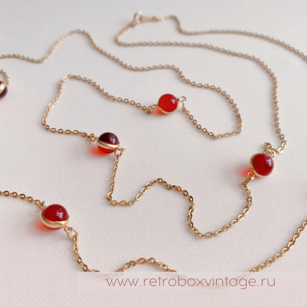 AVON Нить с кабошонами-безелями «Ягодка»