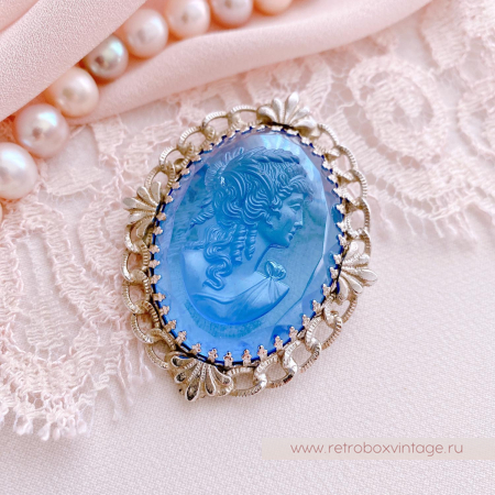 WHITING AND DAVIS Брошь «Голубая камея»