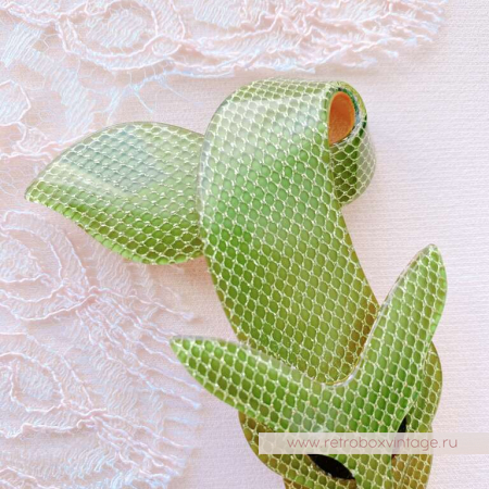 LEA STEIN Брошь «Лиса оливковая с золотой сеточкой»