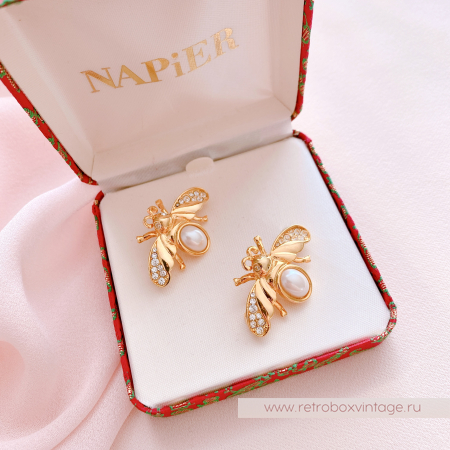 NAPIER Дуэт брошей "Жемчужные пчелки" в парчовом футляре