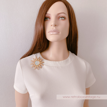 KIRKS FOLLY Брошь-кулон "Сияющее солнце-звезда: светлый лик в золоте"