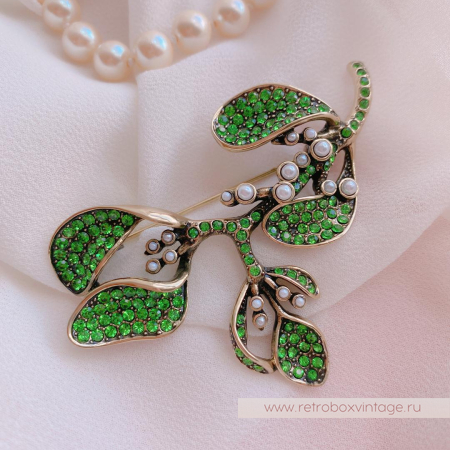 HEIDI DAUS Брошь «Поцелуй весны»