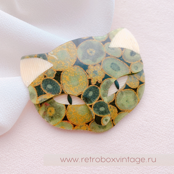 LEA STEIN Брошь «Кошечка: зеленый мох» светлые глазки