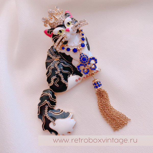 RITZY COUTURE Lunch at The Ritz Брошь-кулон «Королева кошек: черная в золоте»