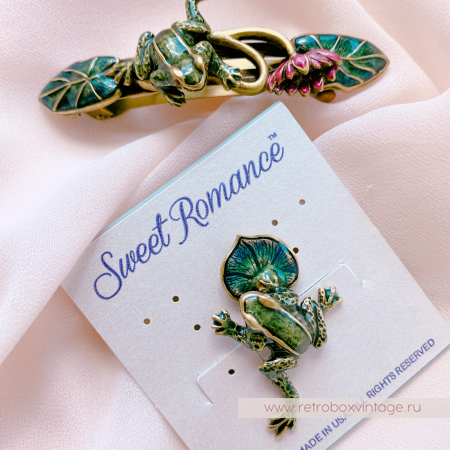 SWEET ROMANCE Заколка-автомат «Лягушка на кувшинке"