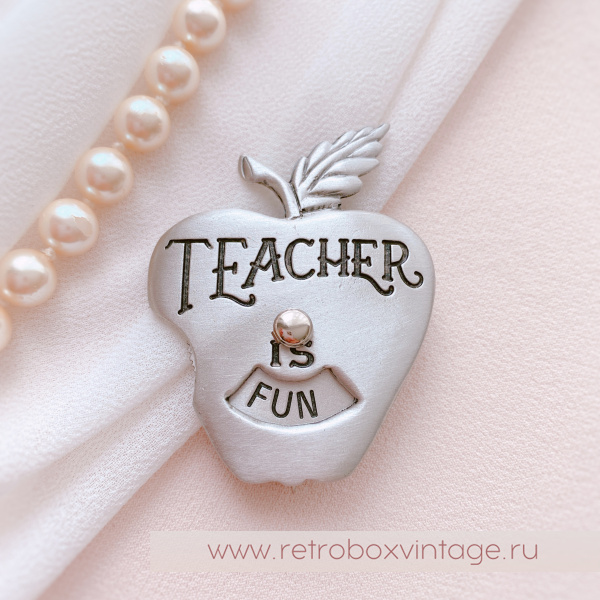 JJ / JONET JEWELRY Брошь-трансформер "Яблоко Ньютона TEACHER IS..."