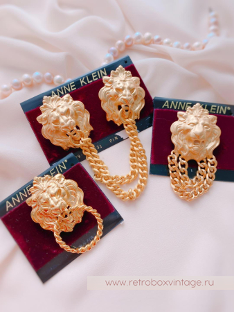ANNE KLEIN Брошь «Лев с кольцом»