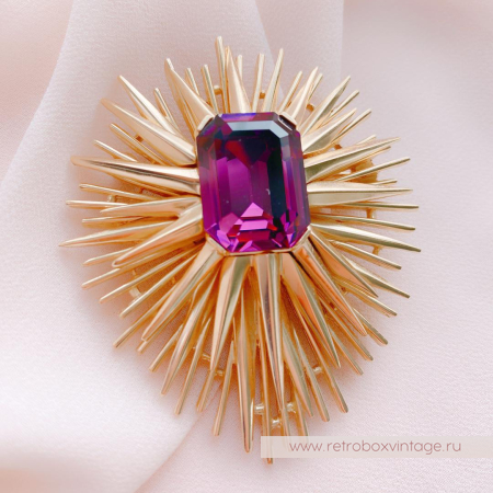 TRIFARI Брошь «Лучистая звезда: аметист в золоте»