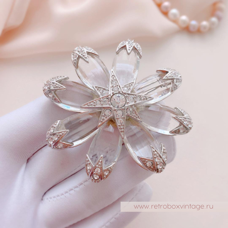 JOAN RIVERS Брошь «Хрустальная звезда»