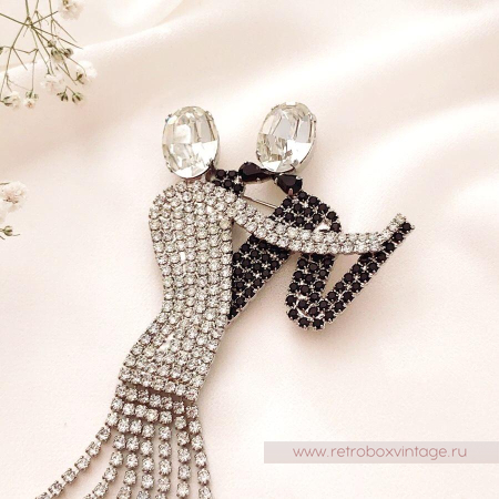 BUTLER AND WILSON Брошь «Танцоры танго»