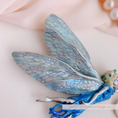 KIRKS FOLLY Брошь-кулон «Астральная фея в синем платье с луной: серебро»