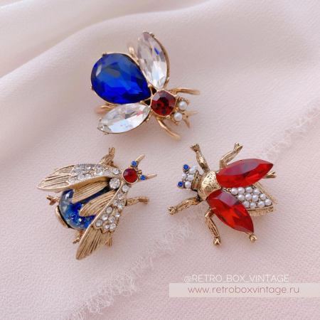 SWEET ROMANCE Две броши «Пчелки полевых цветов: сине-красные в золоте» (СКИДКА!)