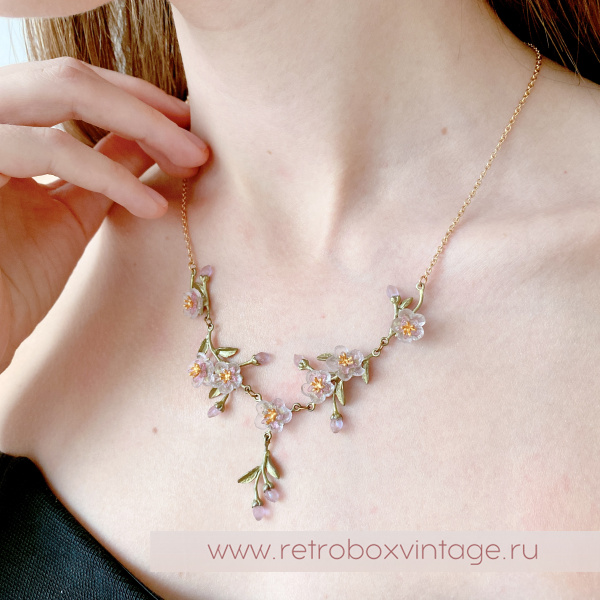 MICHAEL MICHAUD Колье «Нежная весна: цветение персика»