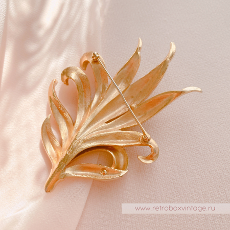 TRIFARI Брошь «Перо мифического феникса»