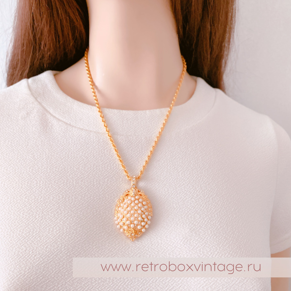 EDGAR BEREBI Кулон-локет на цепочке "Принцесса Александра" жемчужный