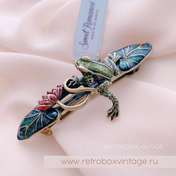 SWEET ROMANCE Заколка-автомат «Лягушка на кувшинке"