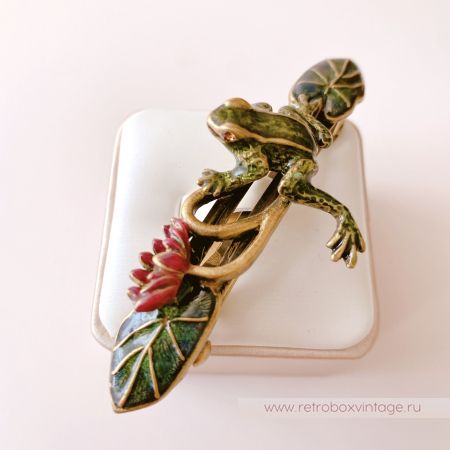 SWEET ROMANCE Заколка-автомат «Лягушка на кувшинке"