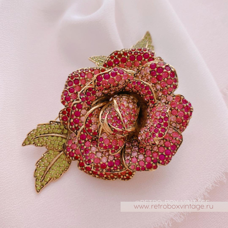 JOAN RIVERS Брошь «Бутон кристальной розы»