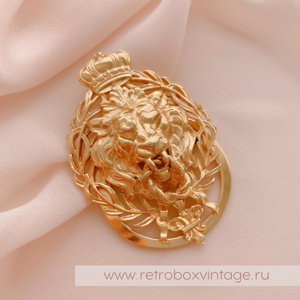 ANNE KLEIN Клип для платка «Король-лев с короной»