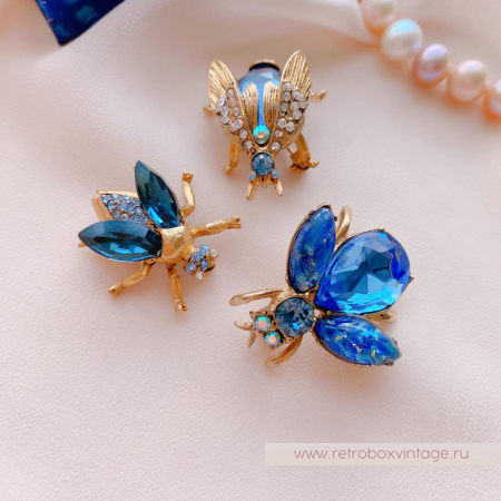 SWEET ROMANCE Трио брошей «Лазурные пчелки: сине-голубые в золоте» (3 шт)