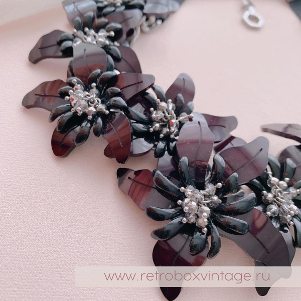 VERA WANG Ожерелье «Тайна ночных цветов»