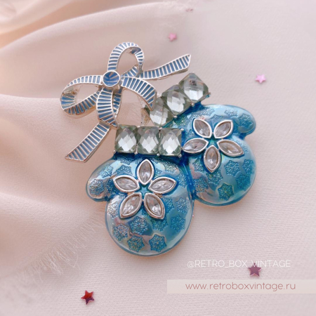 NAPIER Брошь «Голубые рукавички»