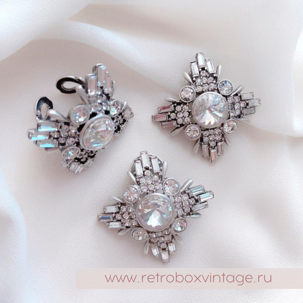 SWEET ROMANCE Брошь-пин «Звезда Андромеды: хрустальный мальтийский крест в серебре»