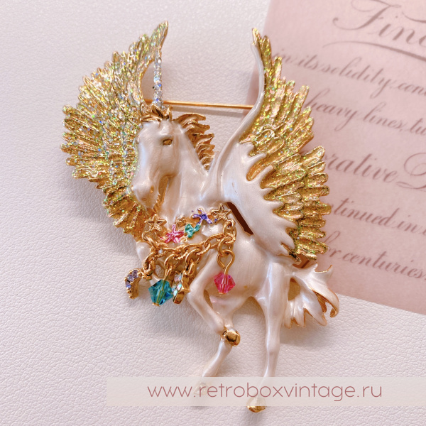 KIRKS FOLLY Брошь "Белый единорог с золотыми крыльями"