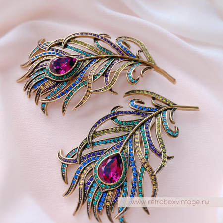 HEIDI DAUS Брошь «Перо павлина: аметист»