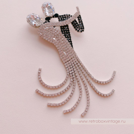 BUTLER AND WILSON Брошь «Танцоры танго»