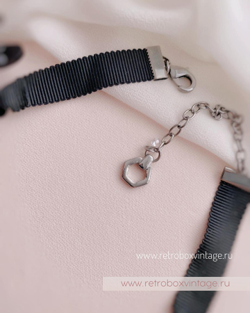 VERA WANG Ожерелье «Тайна ночных цветов»