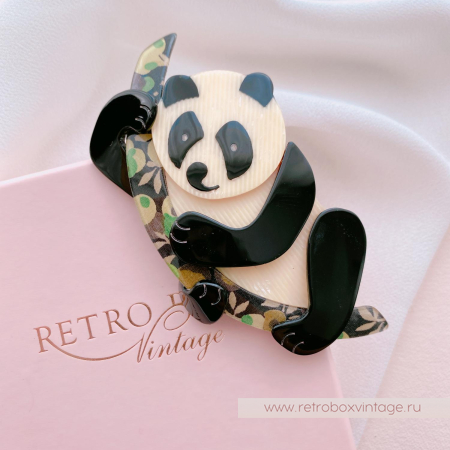 LEA STEIN Брошь «Панда: топленое молоко» черно-оливковый бамбук