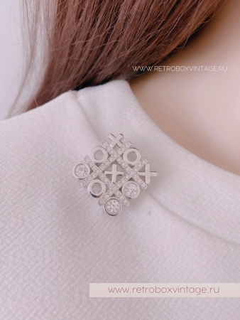 SWAROVSKI Брошь «Крестики-нолики: серебро»