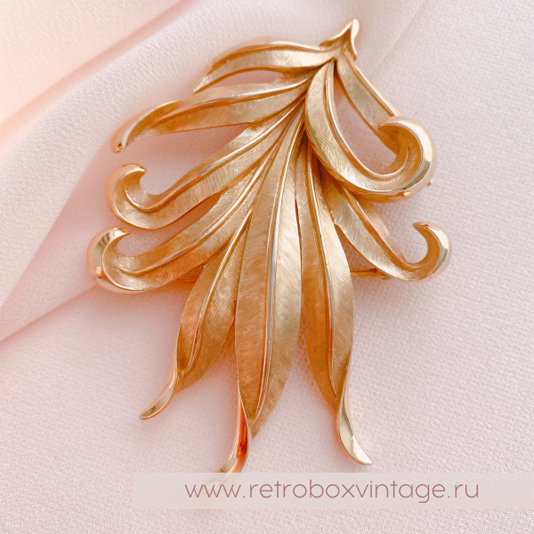 TRIFARI Брошь «Перо мифического феникса»