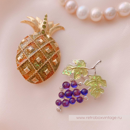 Брошь «Молодой виноград» NO NAME 