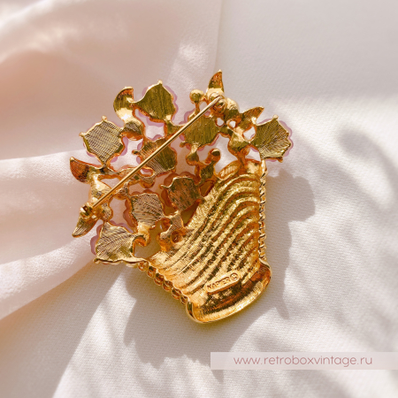 NAPIER Брошь «Корзинка с цветами и жемчужинами» NAPIER Брошь «Корзинка с цветами и жемчужинами»