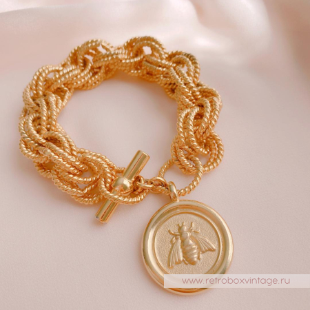 JOAN RIVER Браслет с медальоном «Золотая пчела» JOAN RIVER Браслет с медальоном «Золотая пчела»