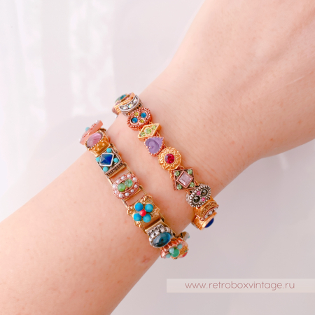 Прекрасно сочетается с другими браслетами марки