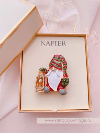 NAPIER Брошь "Гном c фонариком"