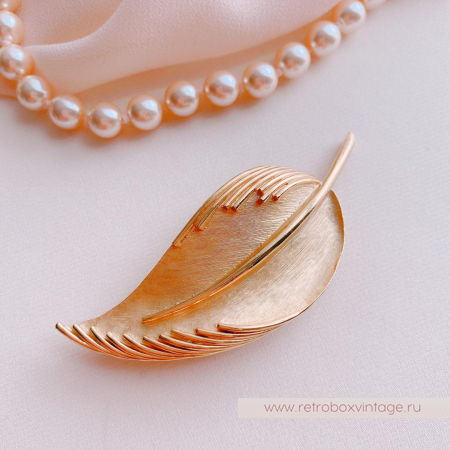 TRIFARI Брошь «Золотой лист»