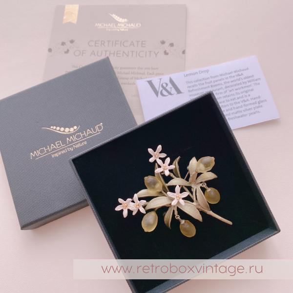 MICHAEL MICHAUD Фирменная коробка №2 (9х9х2,5 см)