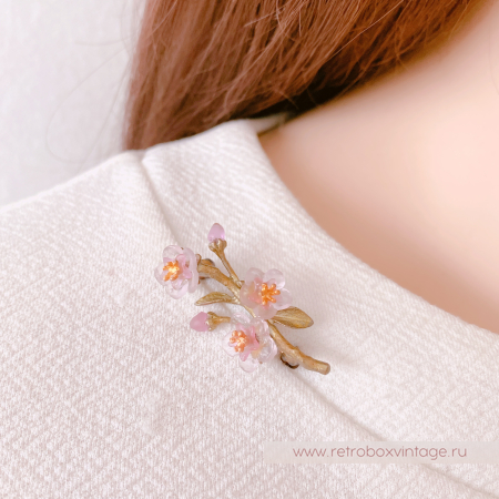MICHAEL MICHAUD Брошь «Нежная весна: веточка цветущего персика» мини