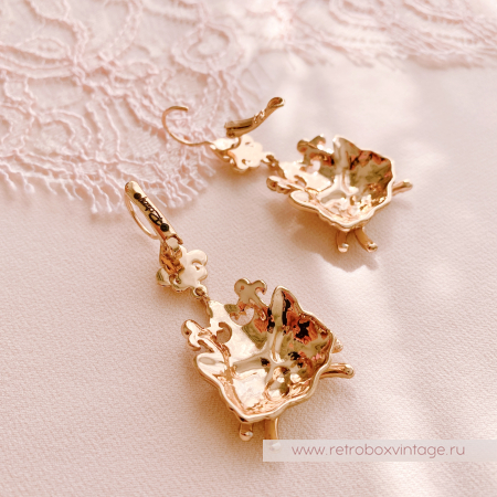 RITZY COUTURE Серьги «Белая королева кошек: золото» RITZY COUTURE Серьги «Белая королева кошек: золото»